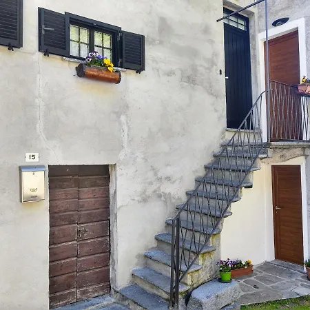 Nyaraló Casa Kiwi By Interhome Cercino